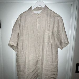 Tommy Bahama tan / white Linen shirt. Men’s size Medium.